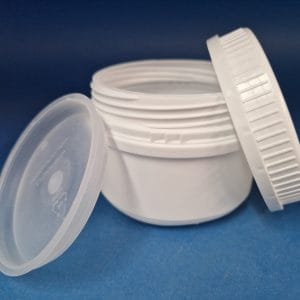 Boîte ronde de 250ml en HD-PE blanc, avec couvercle à visser et couvercle intérieur